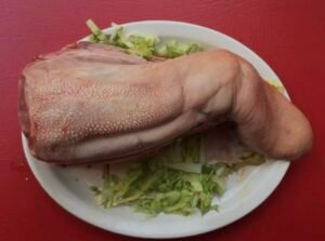 Beef Tongue/ နွားလျှာ (1kg)